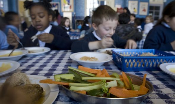 La moitié des enfants demandent plus de légumes au cours des repas.