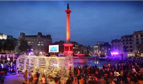Photo de Diwali célébré à Trafalgar Square 2020