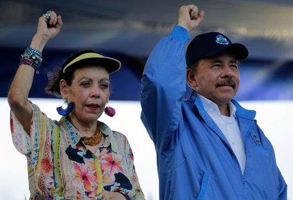 Ortega et sa femme