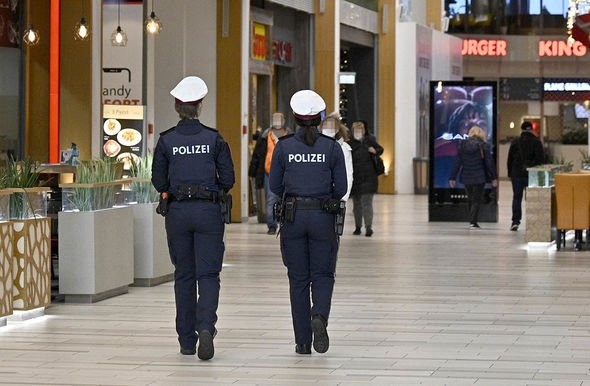 Verrouillage de l'Autriche: la police