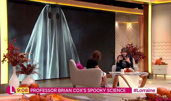 Lorraine : Cox a rendu la science si populaire qu'il apparaît régulièrement à la télévision en journée.