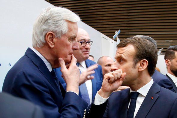 Michel Barnier et Emmanuel Macron