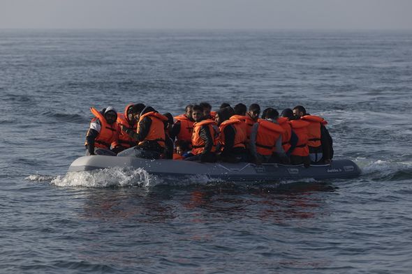 Les migrants font la traversée