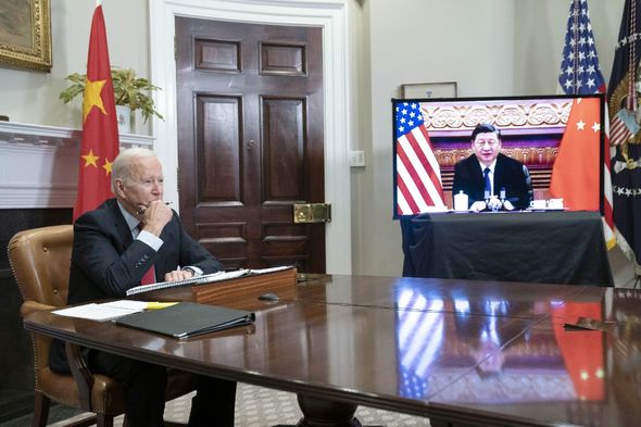 Joe Biden lors d'un appel avec Xi Jingping