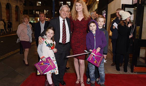 John Bercow avec sa famille lors d'un événement public.
