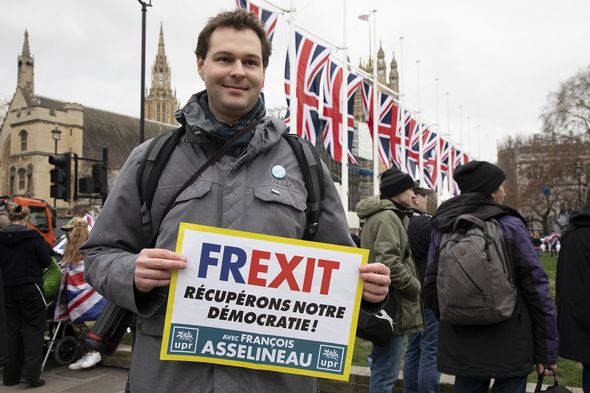 Les appels au Frexit se multiplient en France