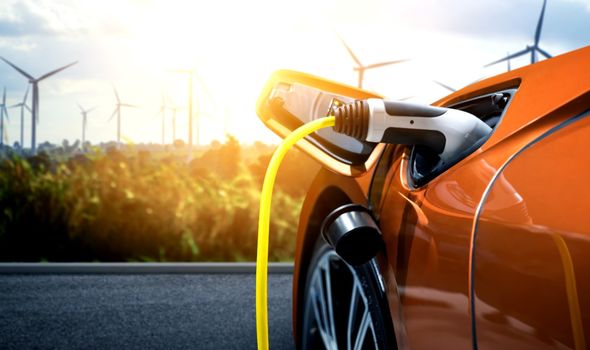 Le lithium est un élément vital utilisé dans la production de véhicules électriques.