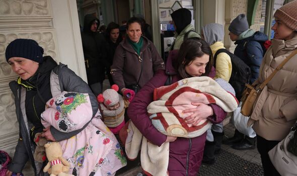 Plus d'un million d'Ukrainiens arrivent en Pologne pour fuir l'invasion russe