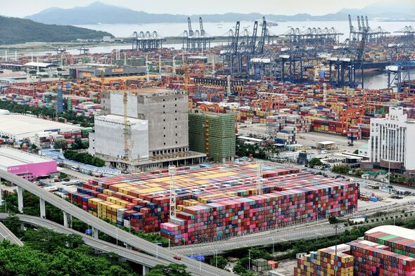 Yantian est le quatrième plus grand port du monde.