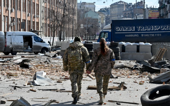 L'armée ukrainienne après une frappe aérienne russe