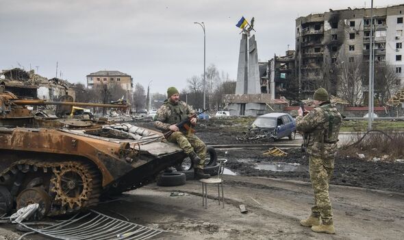 Les troupes ukrainiennes seules 