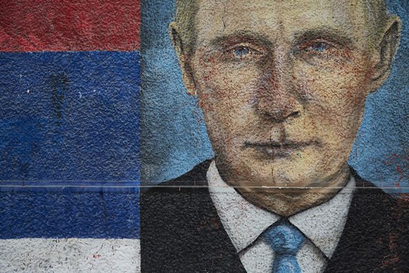 Une peinture murale représentant le président russe Vladimir Poutine le 30 mars 2022 à Belgrade, en Serbie.