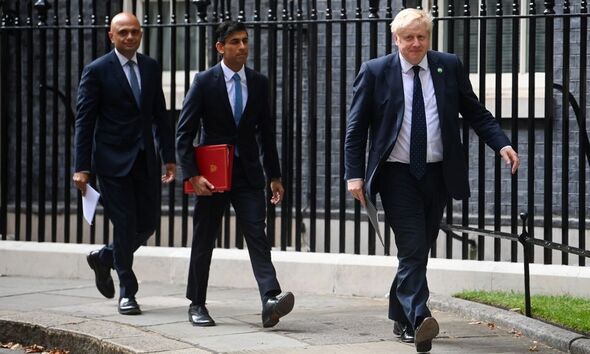 Rishi Sunak, Boris Johnson et Sajid Javid.