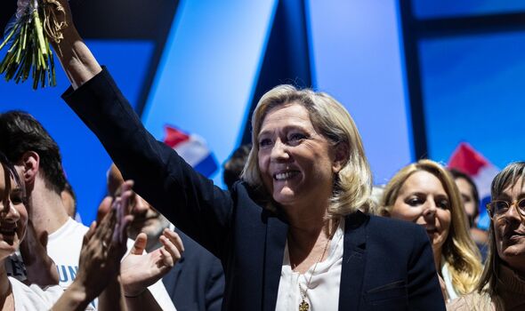 Élection française : Une victoire de Marine Le Pen comparée au Brexit ou à l'élection de Donald Trump. 