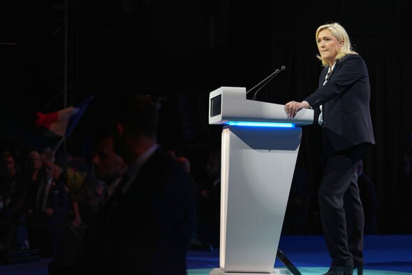 Sondage sur les élections françaises : Marine Le Pen