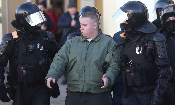 Arrestation d'un manifestant russe