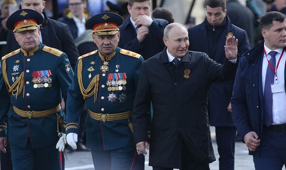Fête de la Victoire : Poutine photographié lors du défilé du jour de la Victoire en Russie à Moscou.