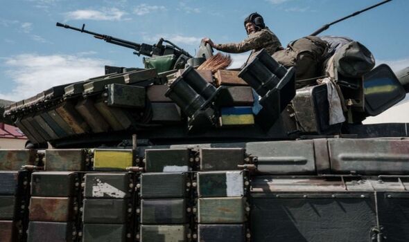 Ukraine : L'OTAN a envoyé des armes à une nation en guerre