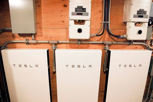 Le Tesla Powerwall peut stocker de l'énergie pendant plusieurs jours.