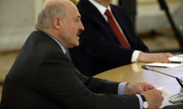 Loukachenko accuse la Pologne et l'Otan de tenter de démanteler l'Ukraine 