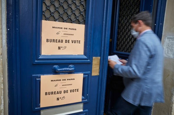 Les électeurs français se rendront à nouveau aux urnes la semaine prochaine pour le second tour.