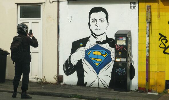Zelensky : Fresque du leader ukrainien à Bristol