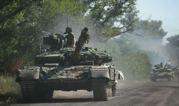 Les forces ukrainiennes fuient Severodonetsk
