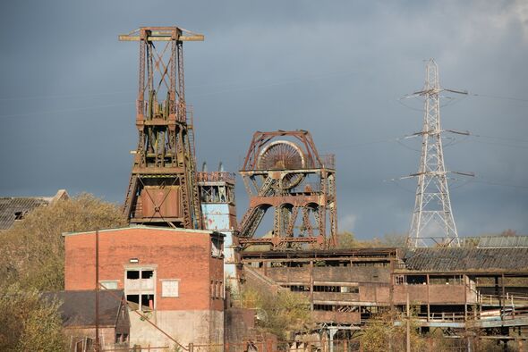 Stoke on trent a une longue histoire minière.
