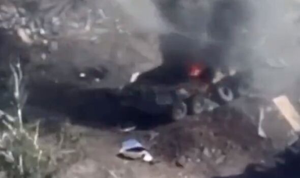 L'Ukraine détruit plusieurs véhicules blindés de transport de troupes et des systèmes de défense aérienne russes.