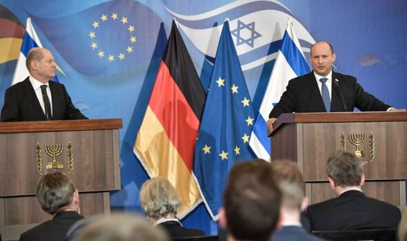 Scholz : avec le premier ministre israélien Naftali Bennett.