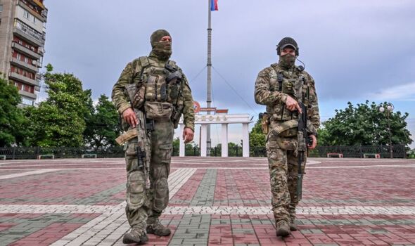 Soldats russes : En Ukraine