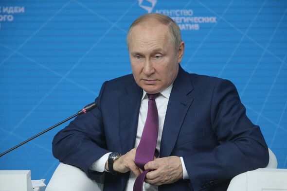 Comment les objectifs de Vladimir Poutine ont-ils changé depuis le début de l'invasion ?