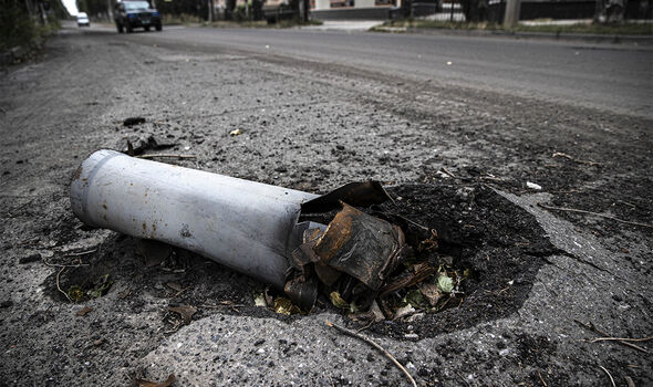 Un missile dans une rue ukrainienne