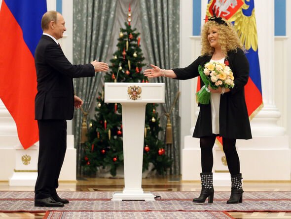Alla Pougatcheva et Vladimir Poutine