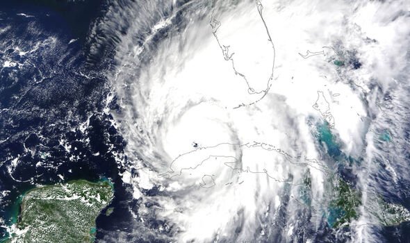 Des images de la NASA montrent l'ouragan Ian 