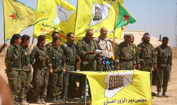Les combattants des SDF.