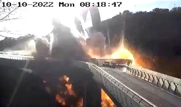 Vidéo de l'explosion vue de l'autre côté