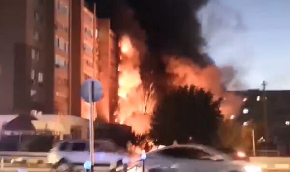 L'incendie de l'appartement après le crash