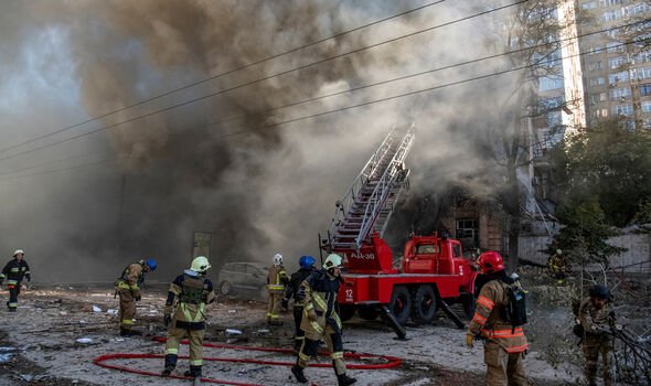 Pompiers à Kyiv