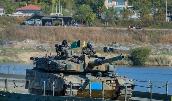 Les États-Unis et leurs alliés en Corée du Sud et au Japon ont intensifié leurs démonstrations de force militaire