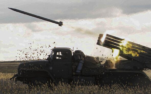 une roquette ukrainienne tirée contre des ennemis russes