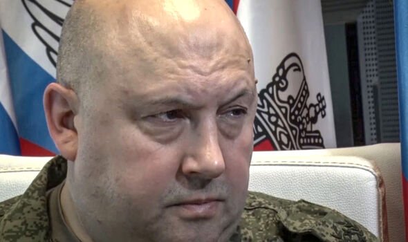 Général Sergei Surovikin, surnommé Général Armageddon, 