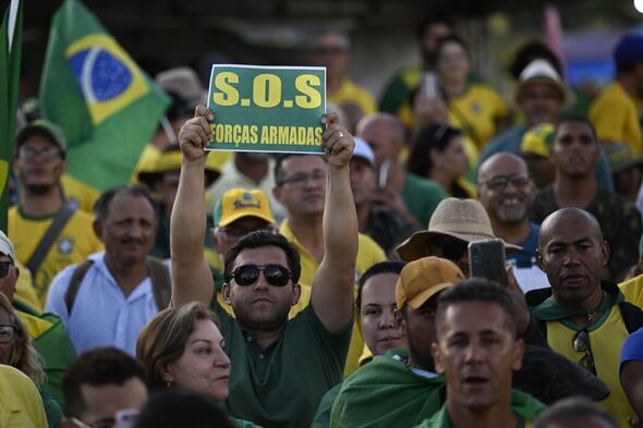 Les partisans de Bolsonaro organisent une manifestation à Brasilia
