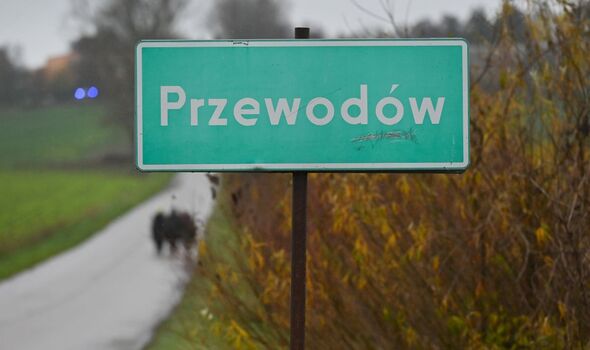 Photo d'un panneau de signalisation de Przewodów.