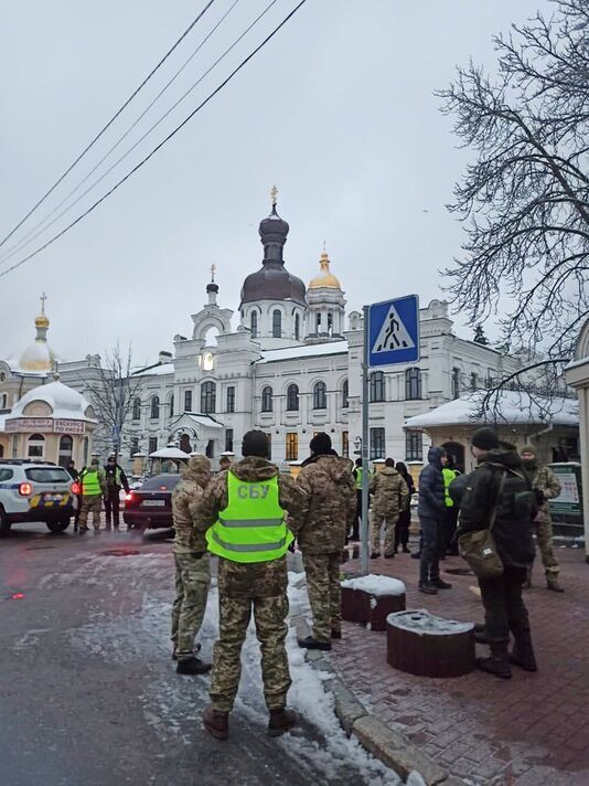 Le service de sécurité de l'Ukraine a fait une descente dans un monastère.