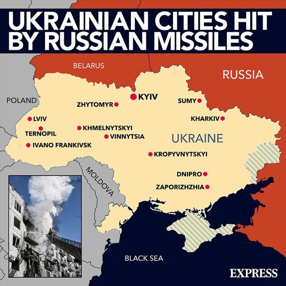 La Russie lance des frappes massives de missiles