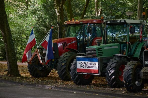 Les agriculteurs néerlandais protestent à l'ouverture du Parlement