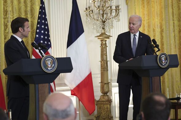 Le président Biden accueille le président français Macron à la Maison Blanche.