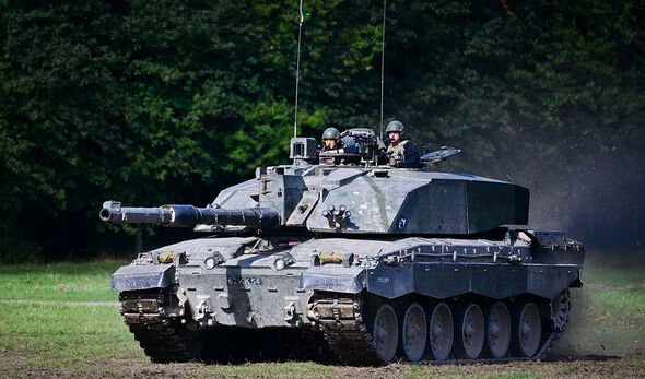 La Grande-Bretagne a déjà accepté de fournir 14 chars Challenger 2