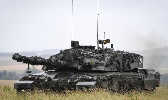 La Grande-Bretagne envoie des chars Challenger-2 à l'Ukraine